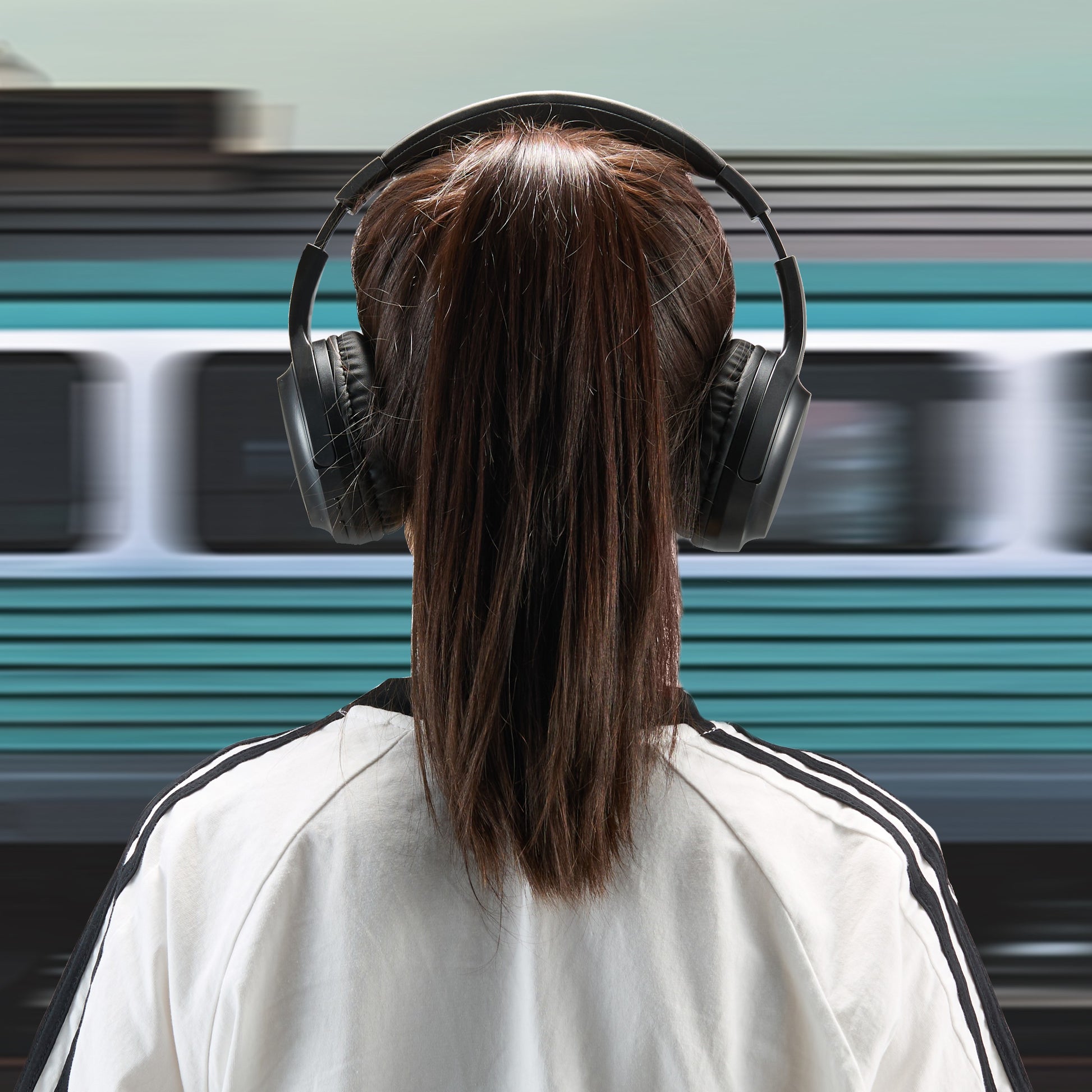 Maplin Bluetooth Noise Cancelling Over-Ear Headphones – Black - maplin.co.uk